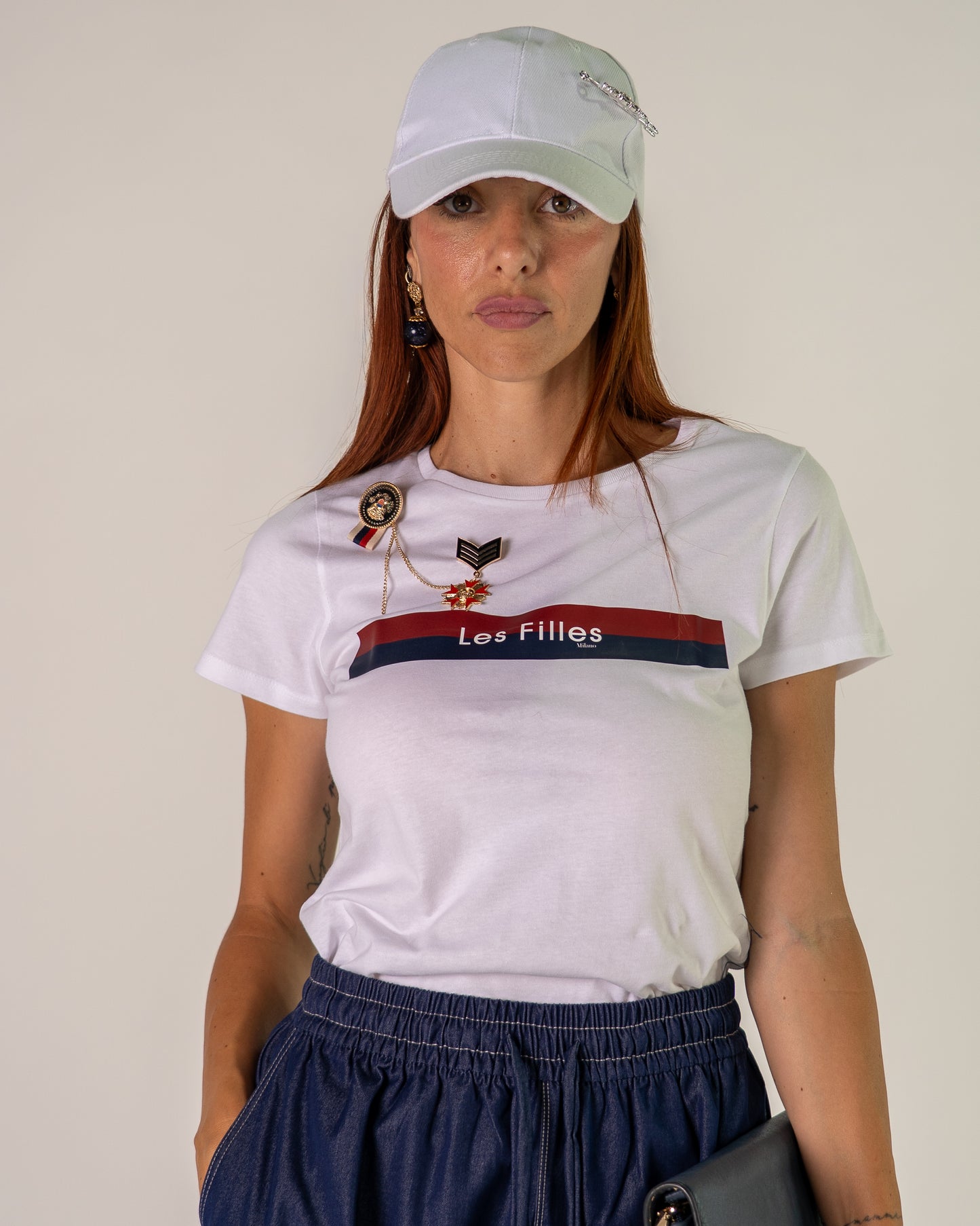 T-shirt Les Filles con Spille Gioiello