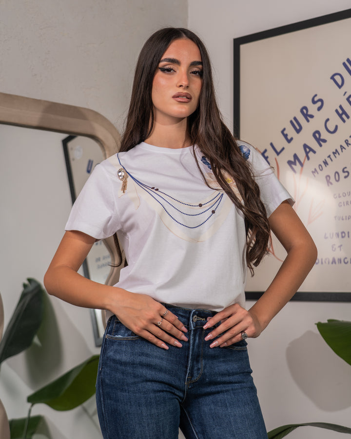 T-shirt Nastri Collane e Gioiello