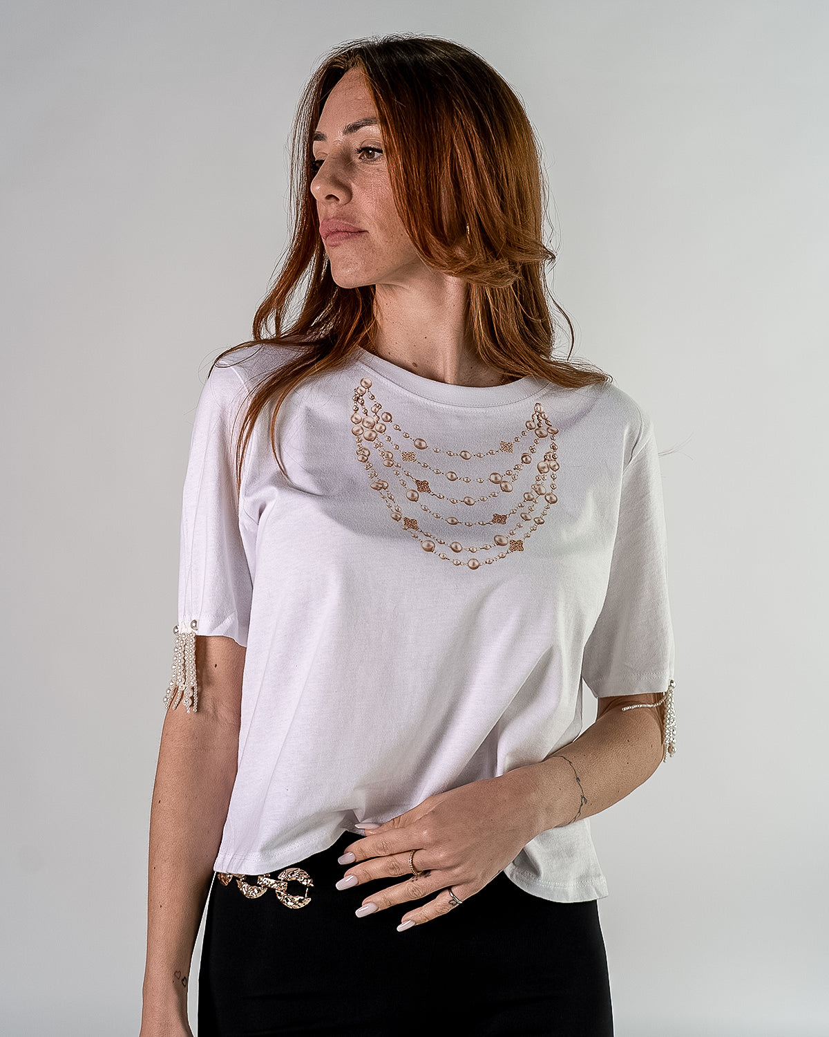 T shirt collana di perle