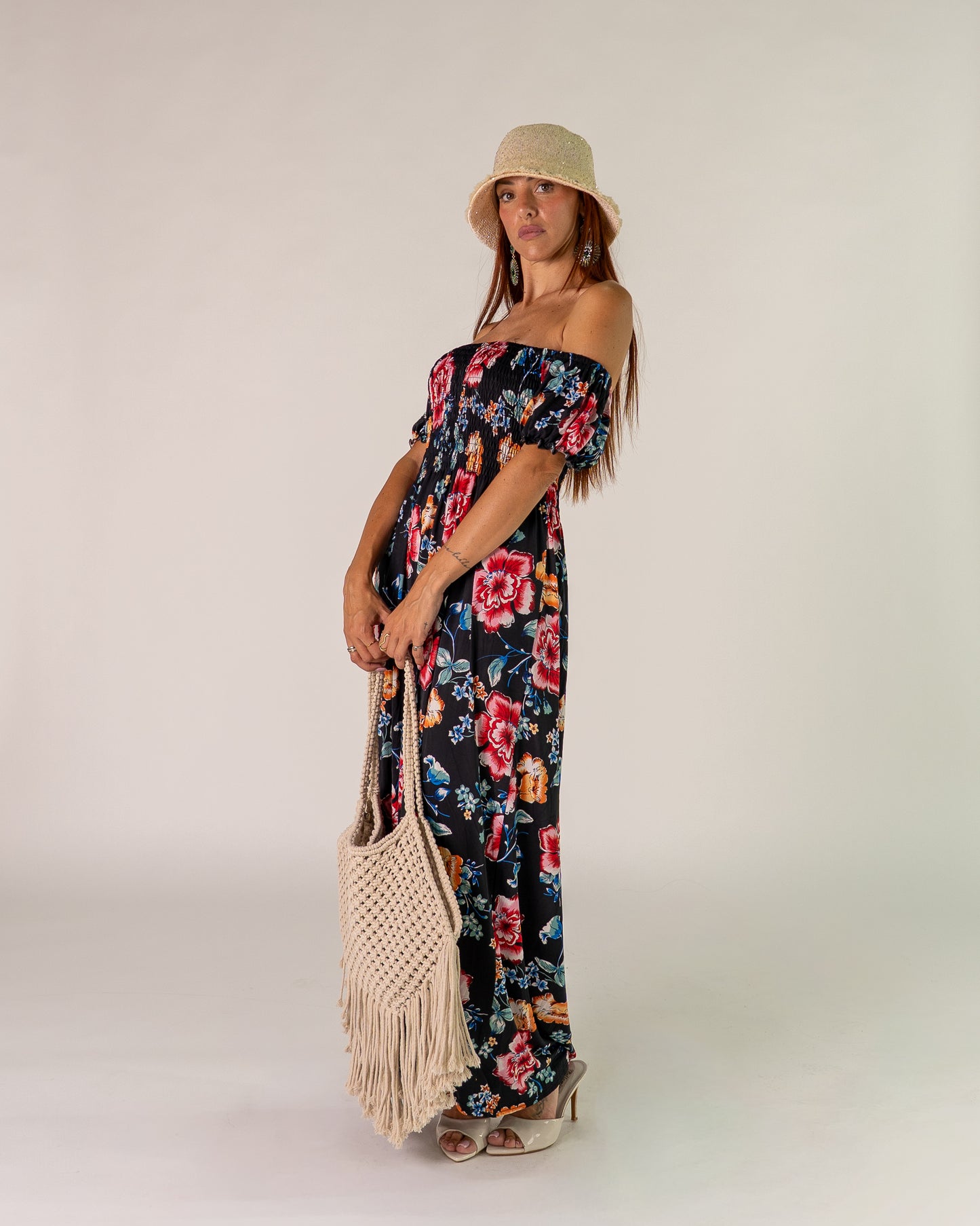 Abito Bardot Nero con Peonie