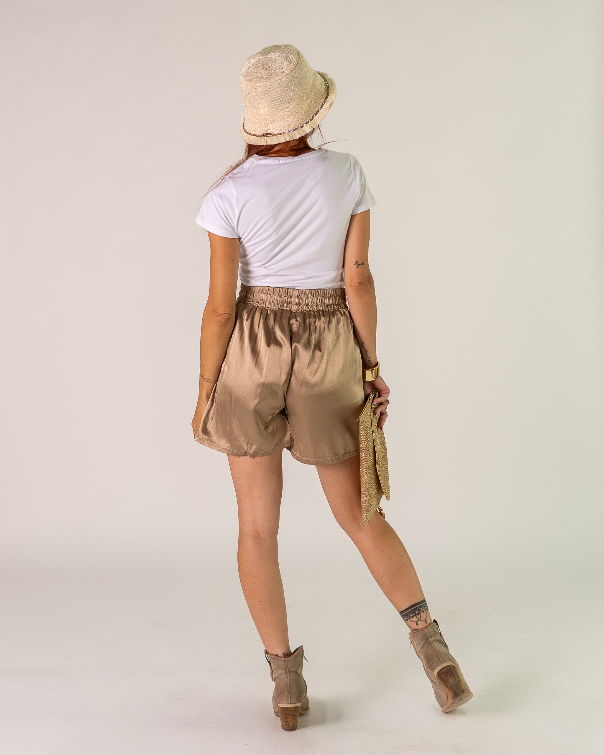 Shorts Satin con Cintura
