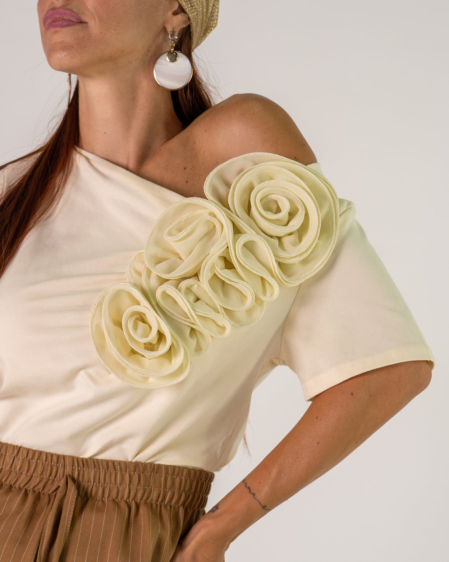 T-shirt Monospalla Fiore