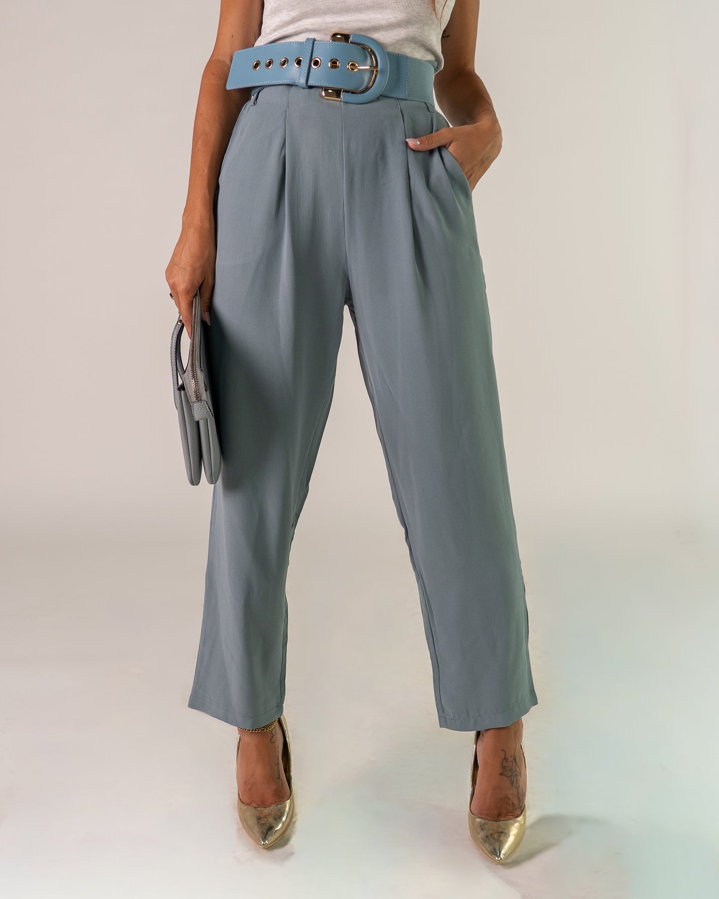 Pantaloni a Vita Alta con Pinces