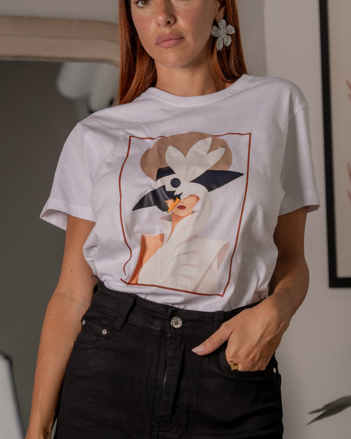T-shirt Donna Elegante con Cappello F/W
