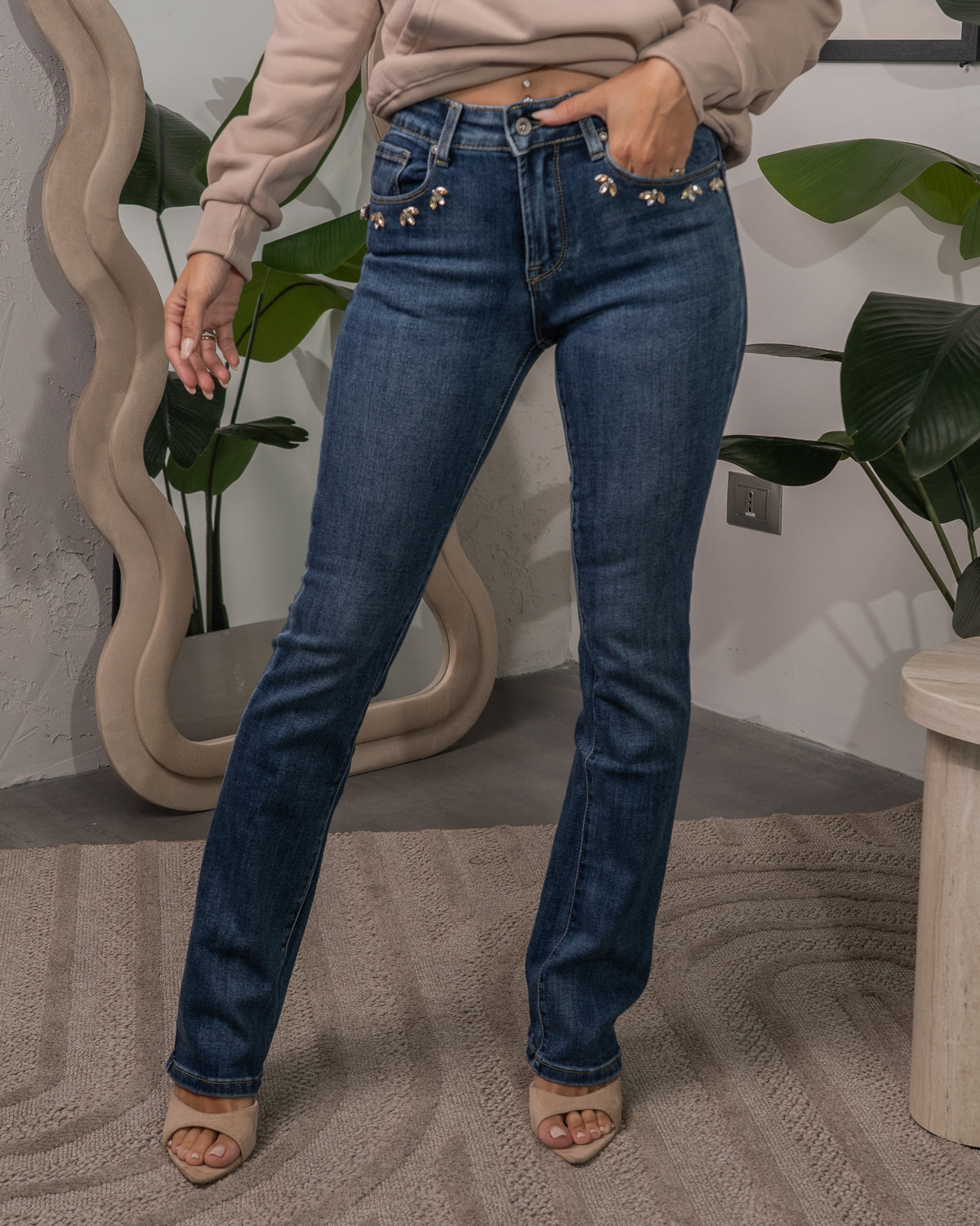 Jeans a Zampa con applicazioni F/W