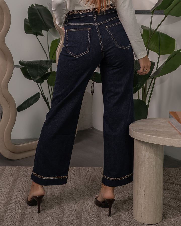 Jeans Chic con Foulard e Strass F/W